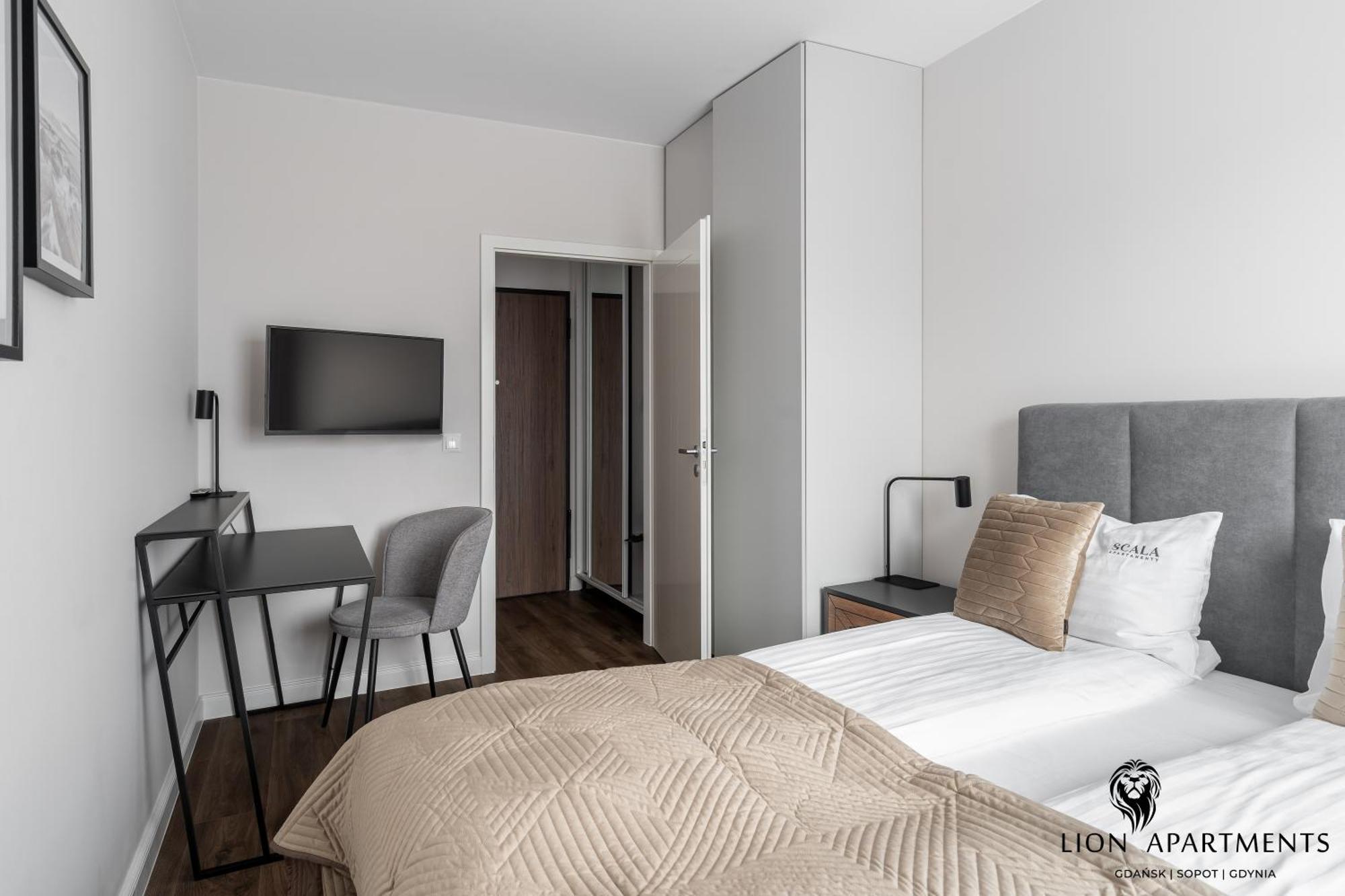 Scala City Center Premium Apartments With Parking By Lion Apartments Гданьск Экстерьер фото