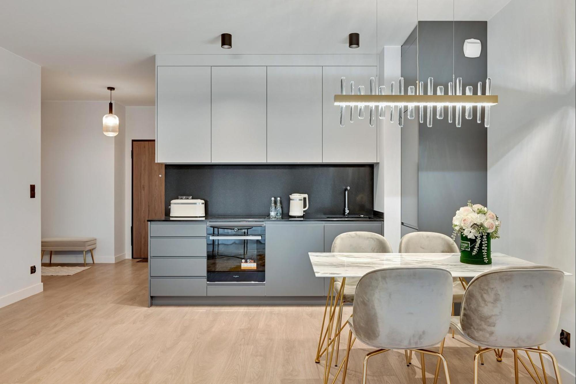 Scala City Center Premium Apartments With Parking By Lion Apartments Гданьск Экстерьер фото
